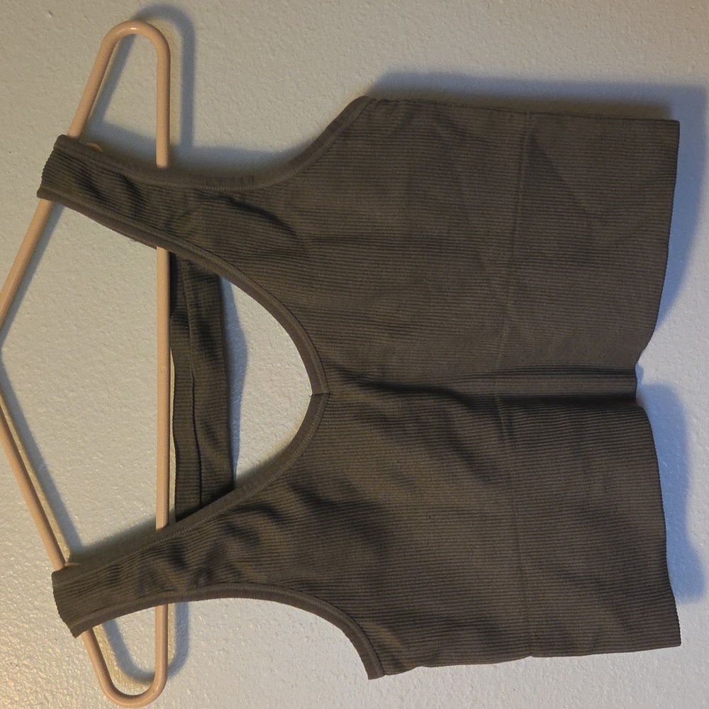 Yogalicious Ribbed Scoop Sports Bra in Olive Green